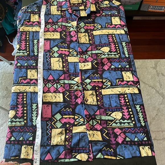 ASOS 80’s style retro Colorful Geometric Men's Shirt - Picture 5 of 6